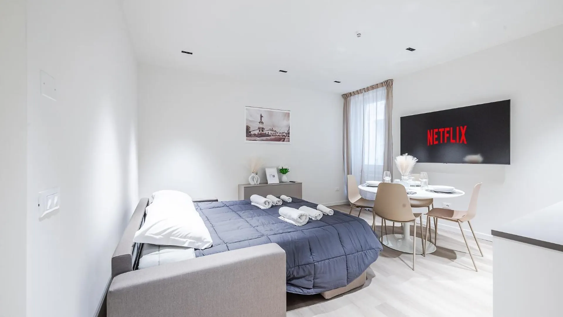 Arnaldo Apt Luxury E Design In Duomo Brescia 0*,