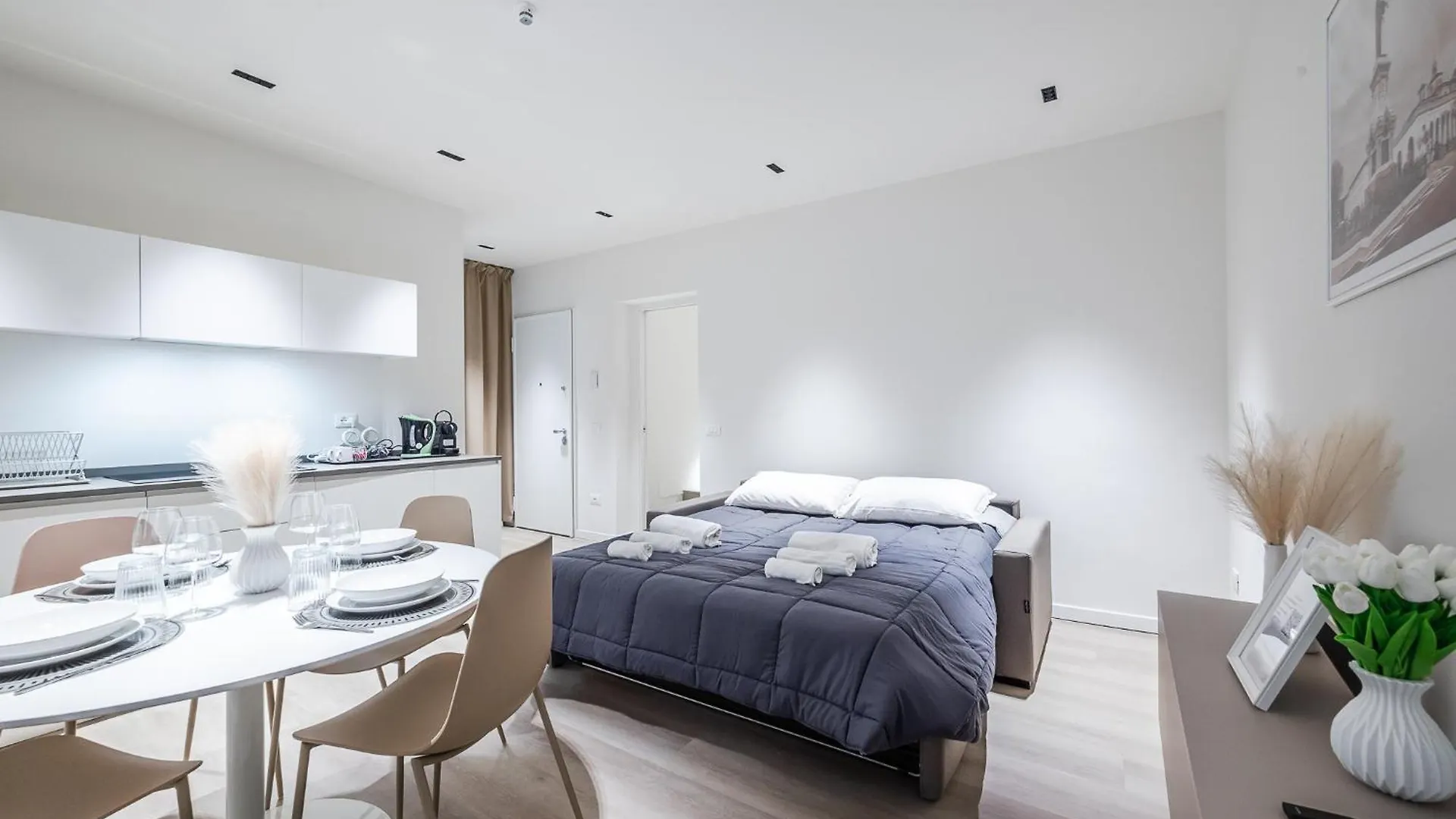 Arnaldo Apt Luxury E Design In Duomo Brescia